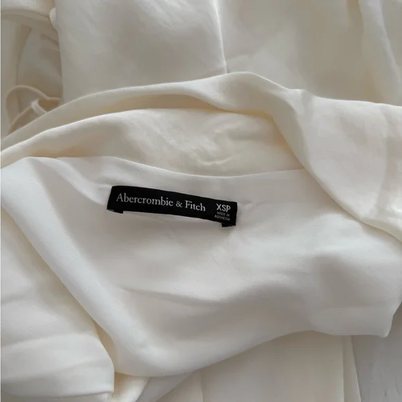 Abercrombie & Fitch White Dress with Spaghetti Straps - Picture 3 of 4